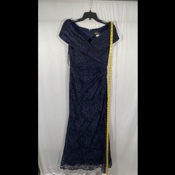 NEW La Femme [ 8 ] Portrait Neck Sparkle Lace Gown‎ in Navy Blue - Picture 3 of 12